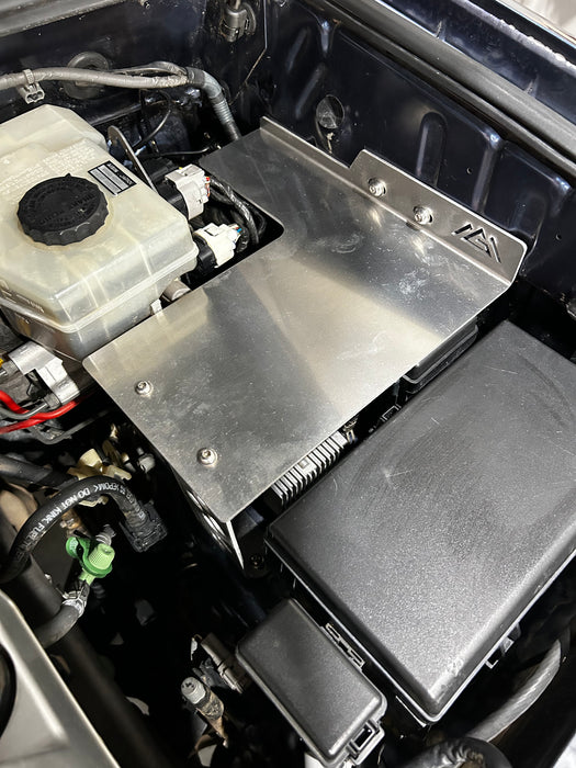 Lexus GX470 - under the hood MOUNTING PLATE