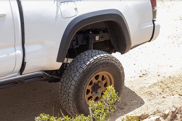 FOAM CELL PRO SUSPENSION LIFT KIT SUITED FOR 2005+ TOYOTA TACOMA - STAGE 1 - Goliath Off Road