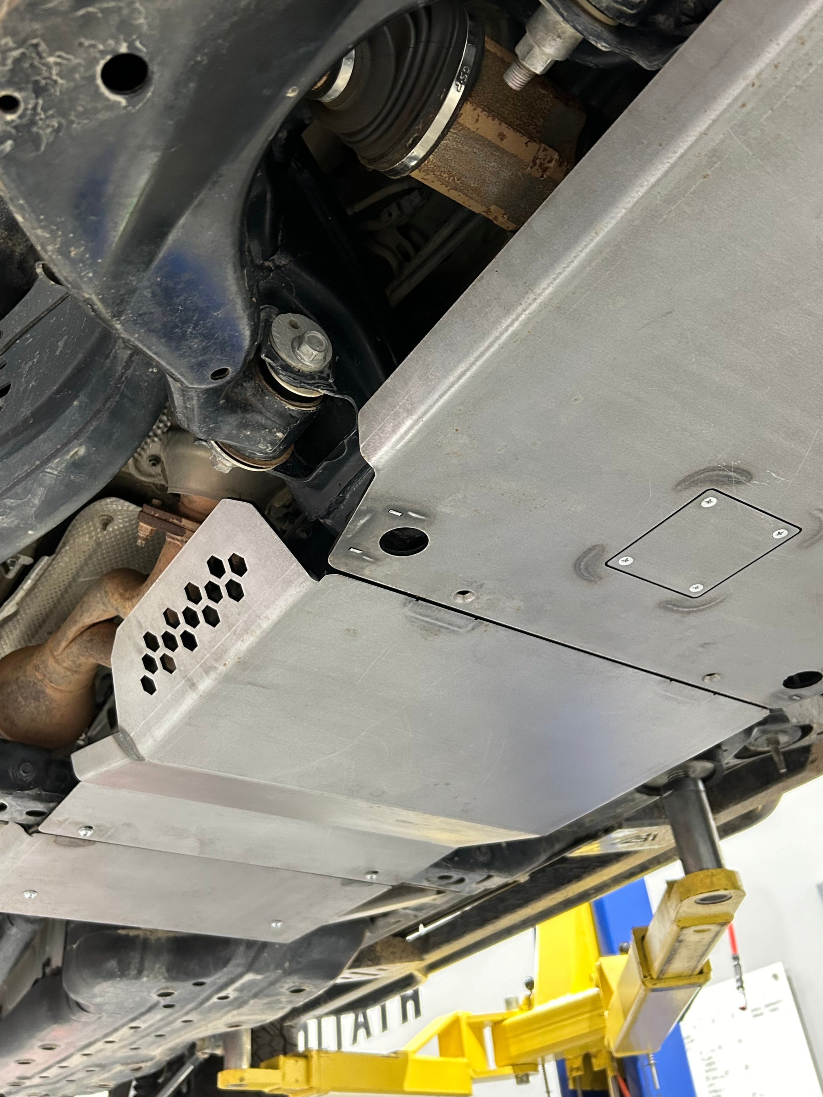 lexus-gx470-transmission-skid-