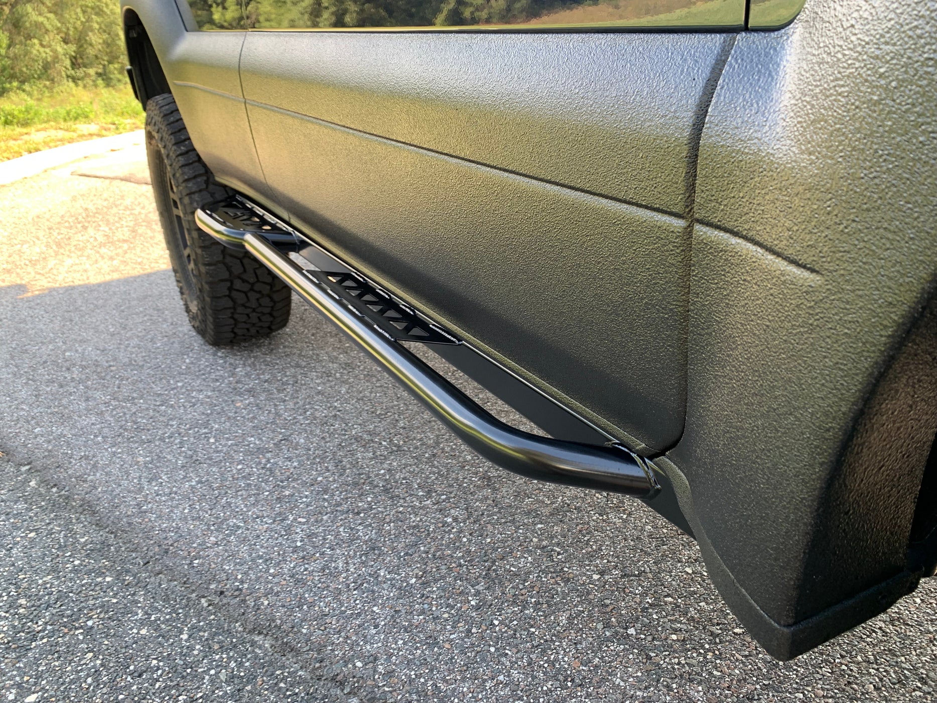 Tubular Rock Sliders | LEXUS GX470 — Goliath Off Road